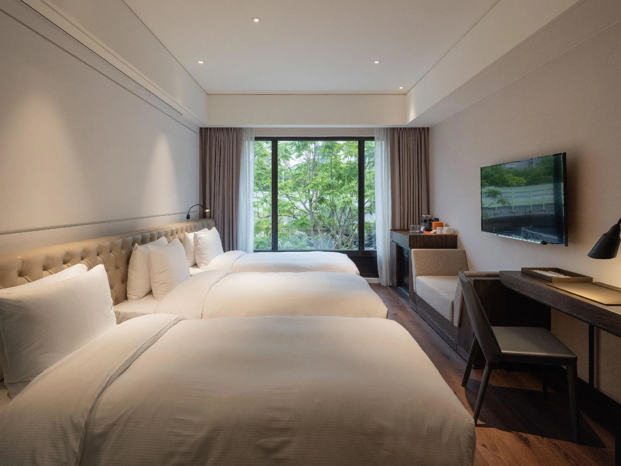 豪華三人房 (Deluxe Triple Room)