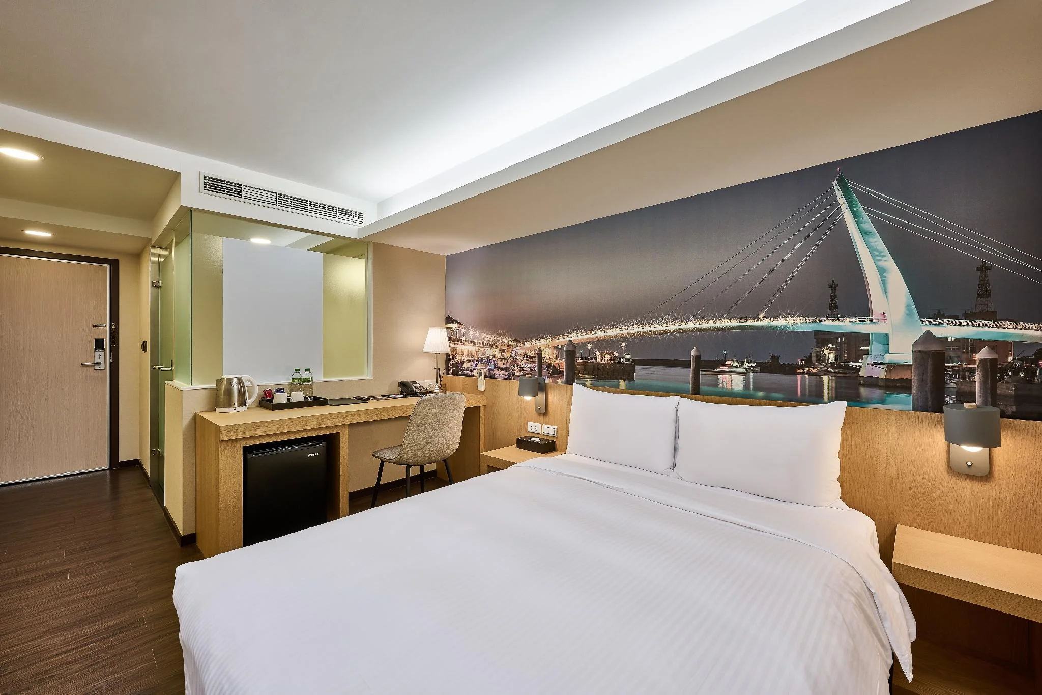 標準房 - 無窗 (Standard with No Window)