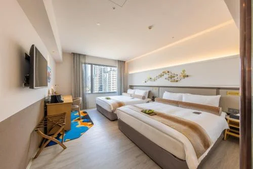 四人房 (Quadraple Room)