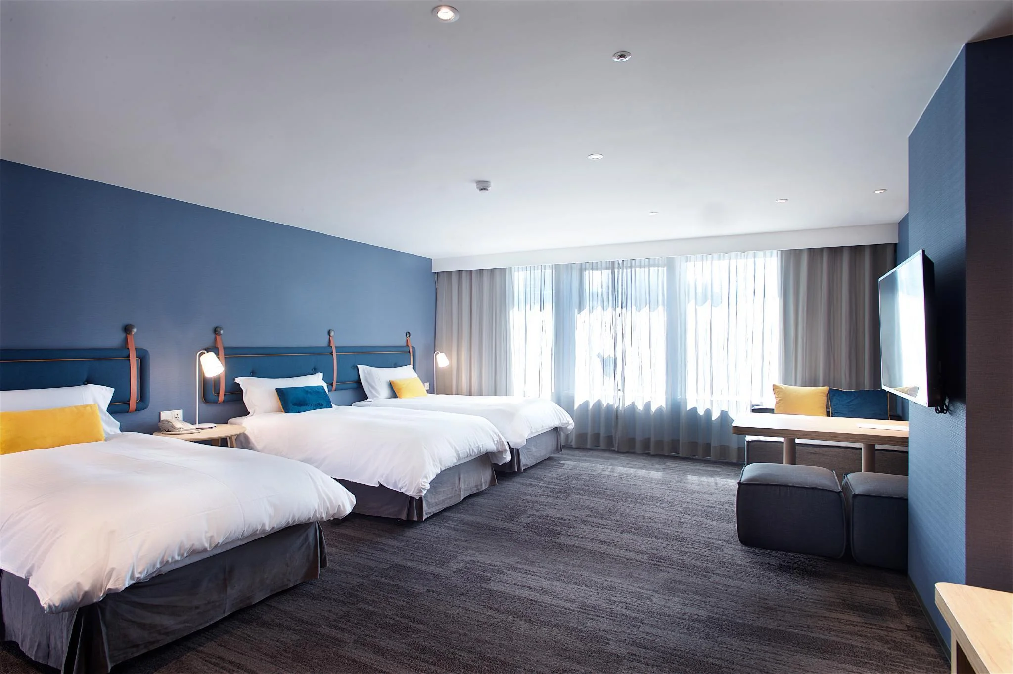 豪華三人房 (Deluxe Triple Rooms)