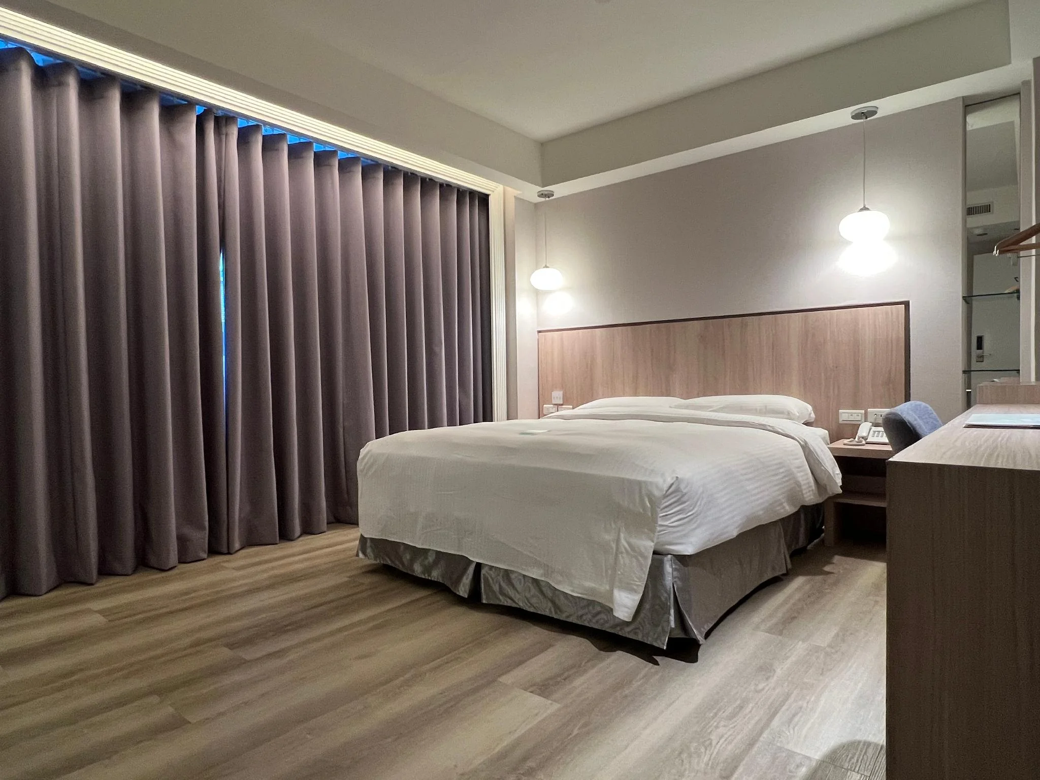 豪華房 - 有浴缸 (Deluxe Room with Bathtub)