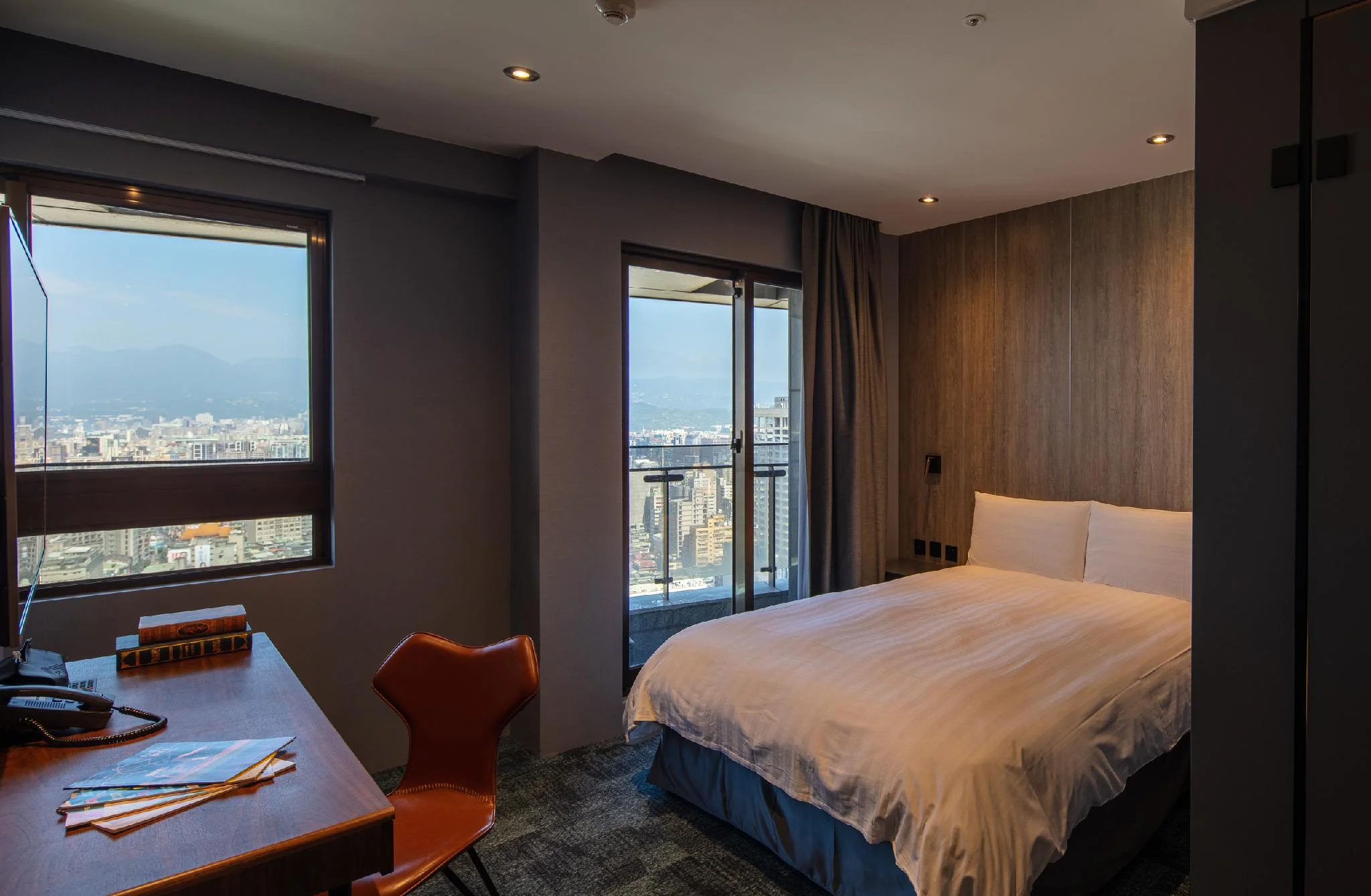 豪華雙人房，附浴缸、Lounge 及共用工作空間使用權 (Deluxe Double Room with Bathtub, Lounge and Coworking Space Access)