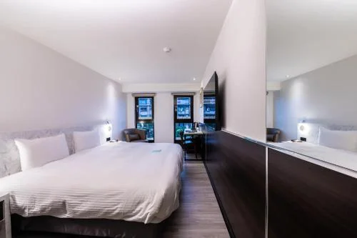 標準加大雙人床房－禁菸 (Standard Queen Room - Non-Smoking)