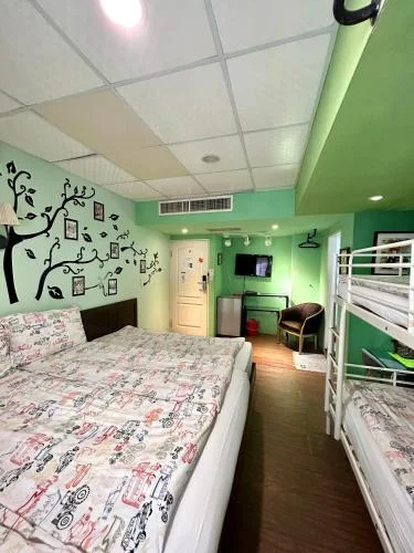 家庭套房6 (Family 6 En-Suite)