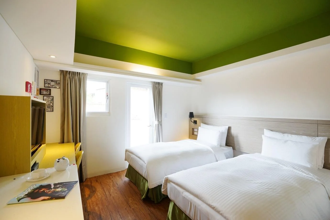 標準房(兩床) (Standard Twin)