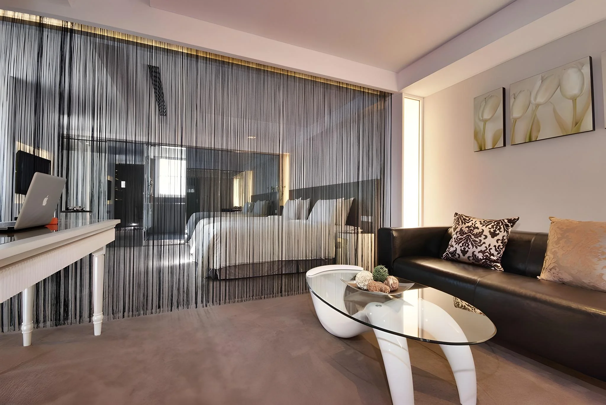 Forward套房 (Forward Suite)