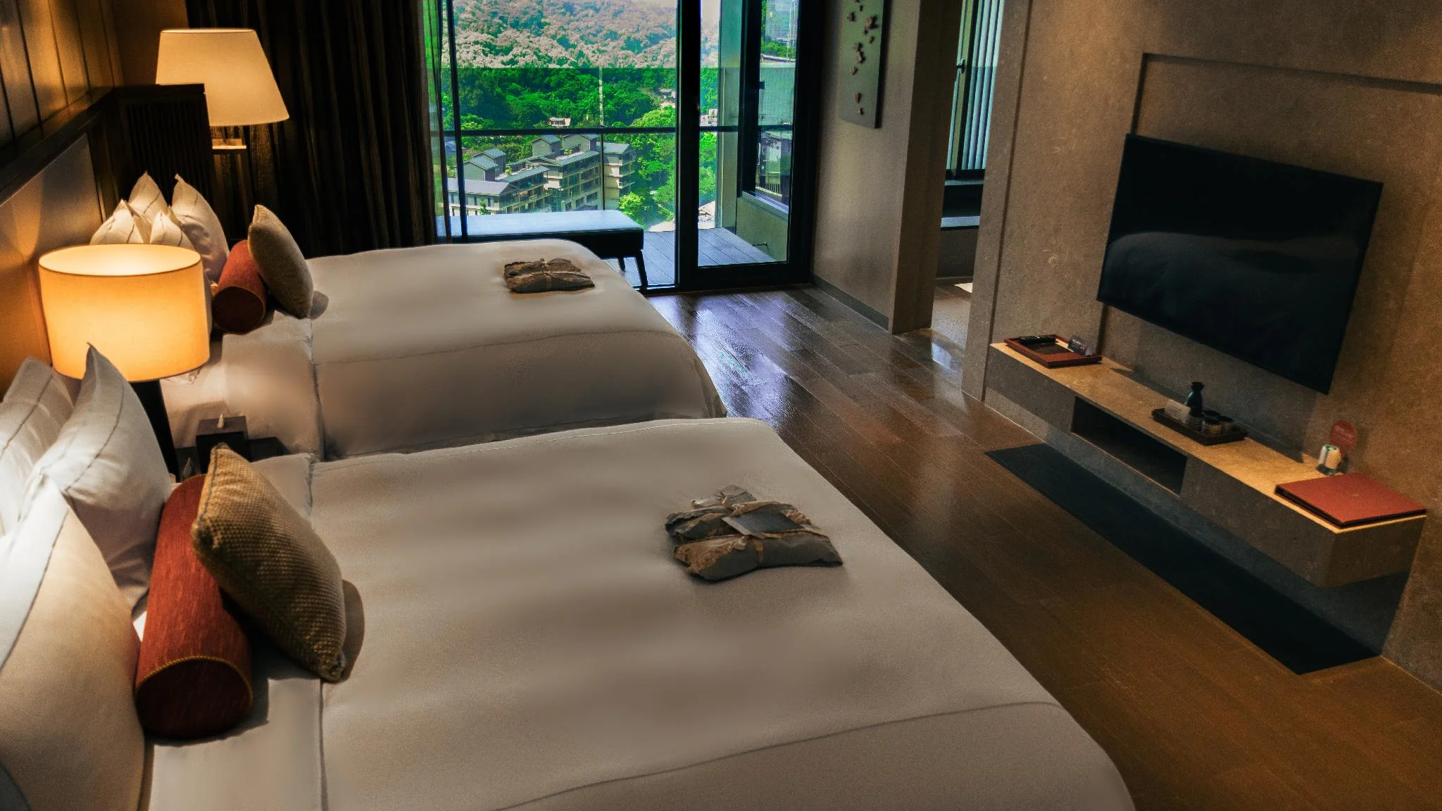 You-Ya家庭房 (You-Ya Family Room)