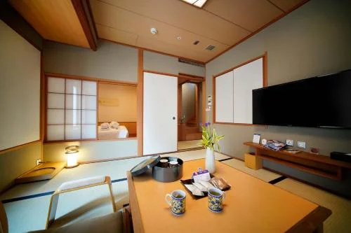 客房(大床) - 無景觀 (No View 1 Queen)