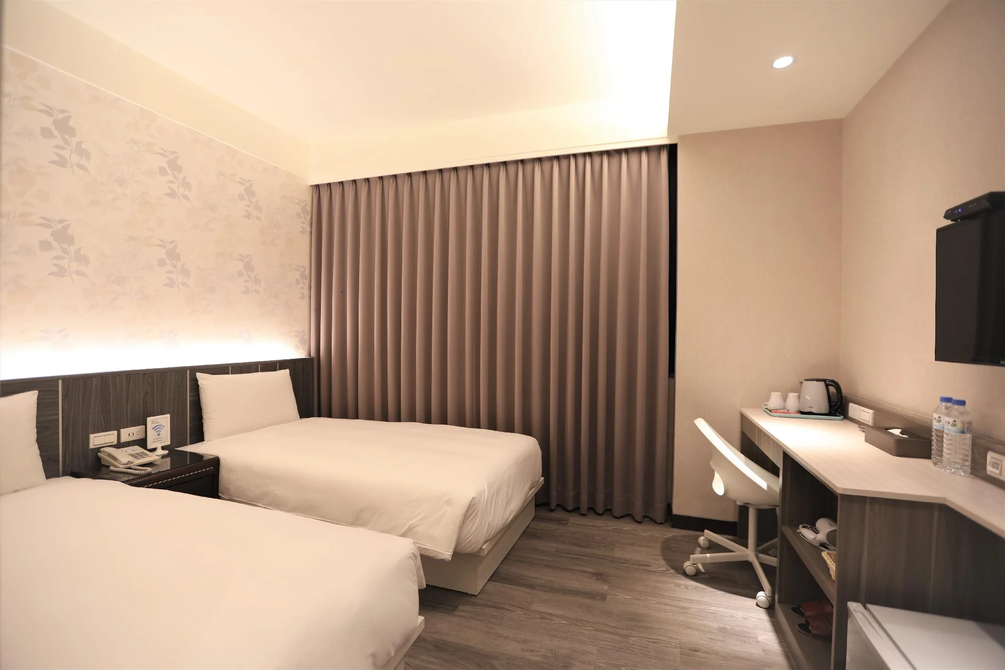 標準雙床房 (Standard Twin)