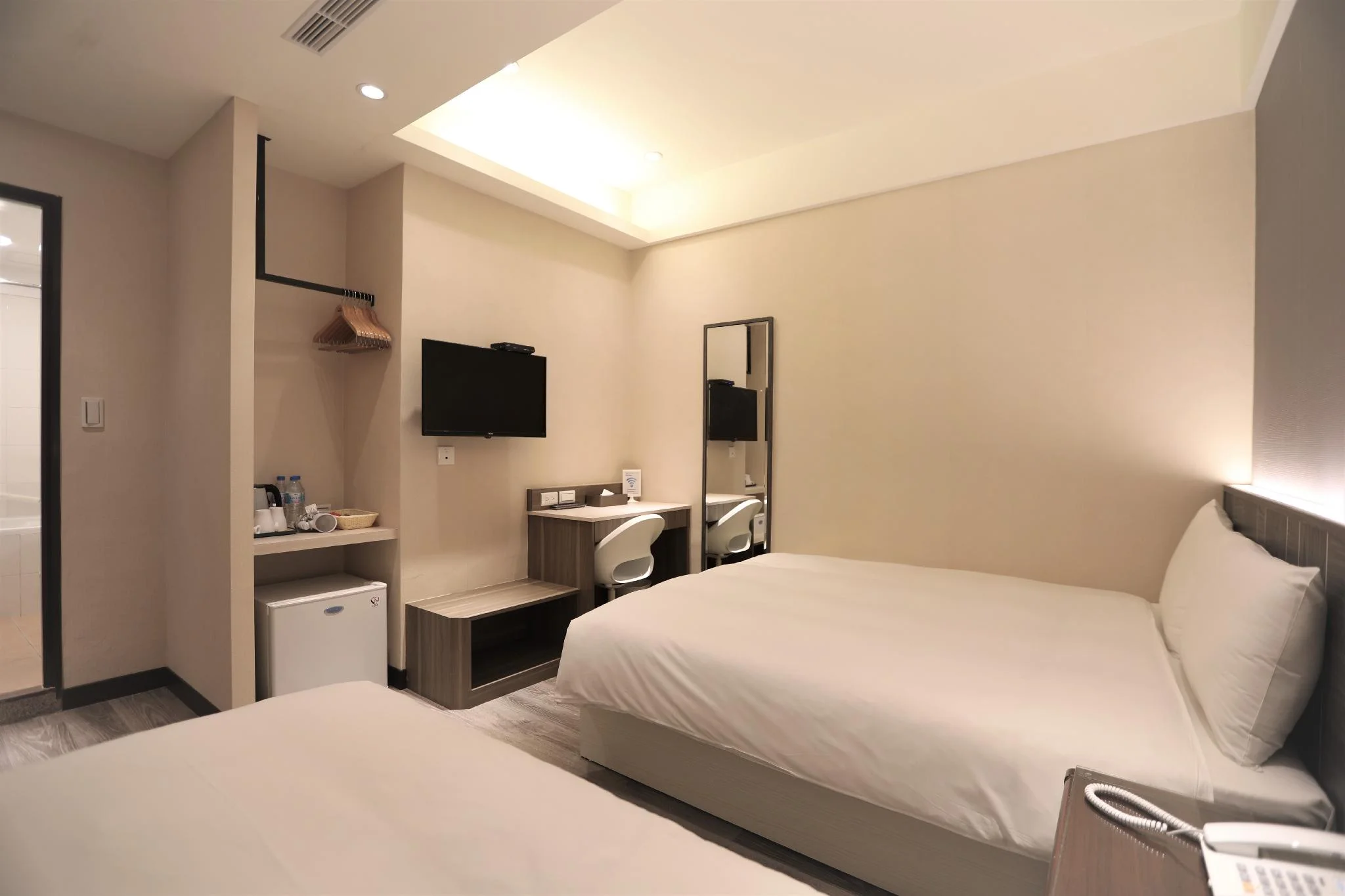 三人房 - 無景觀 (Triple Room Non View)