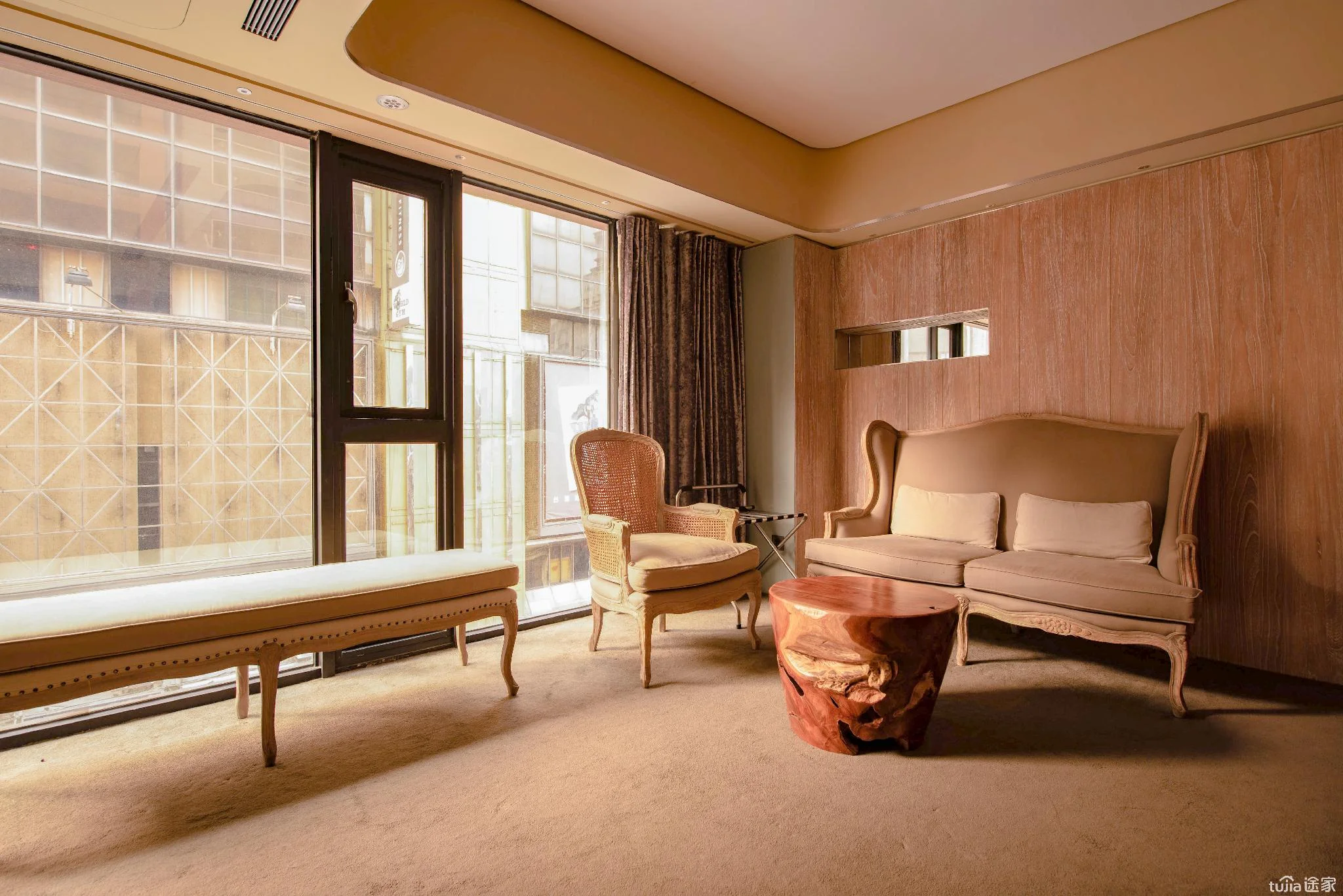 VIP 套房 (VIP Suite)