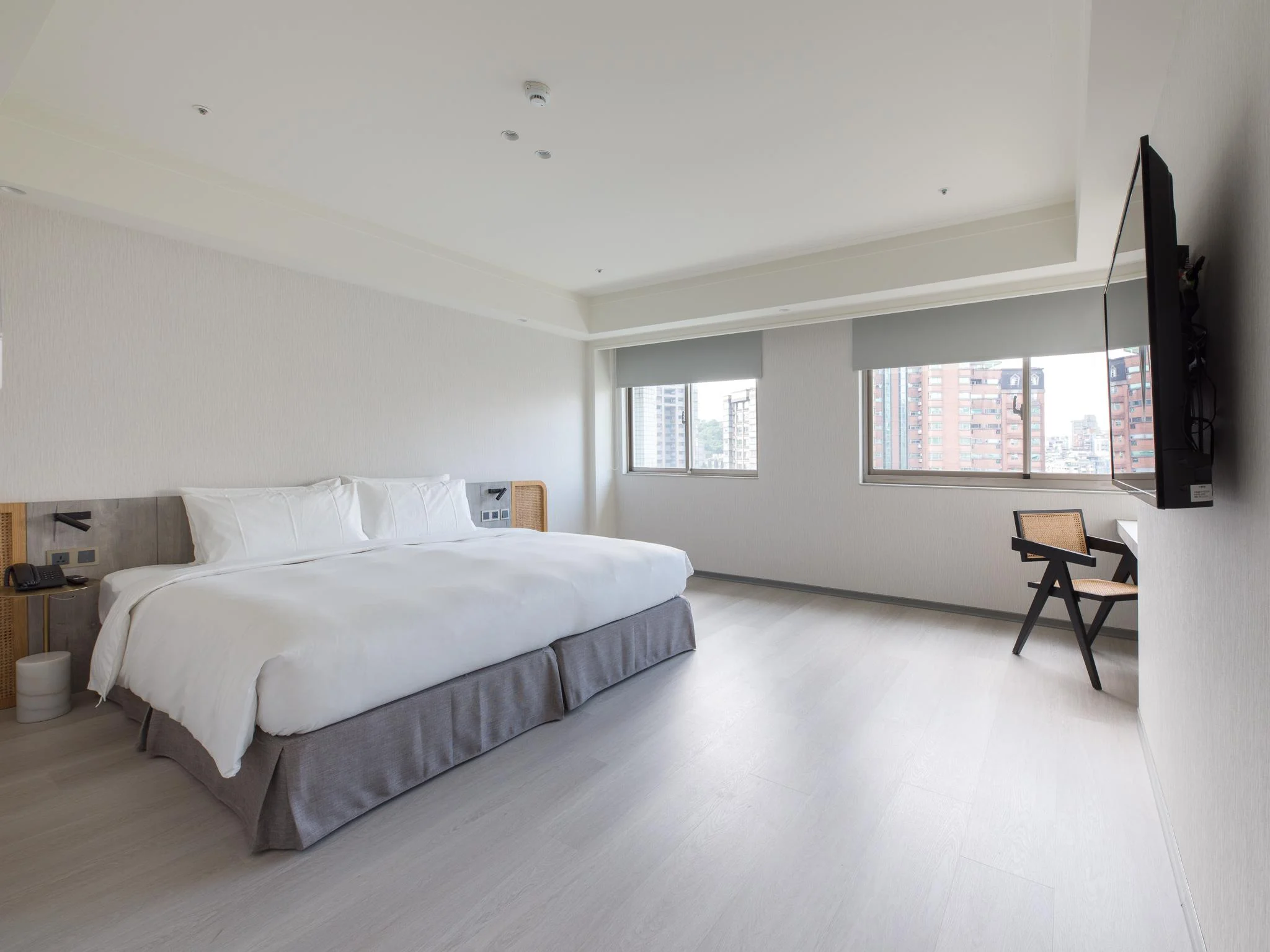 行政套房(特大床) (Executive Suite King)