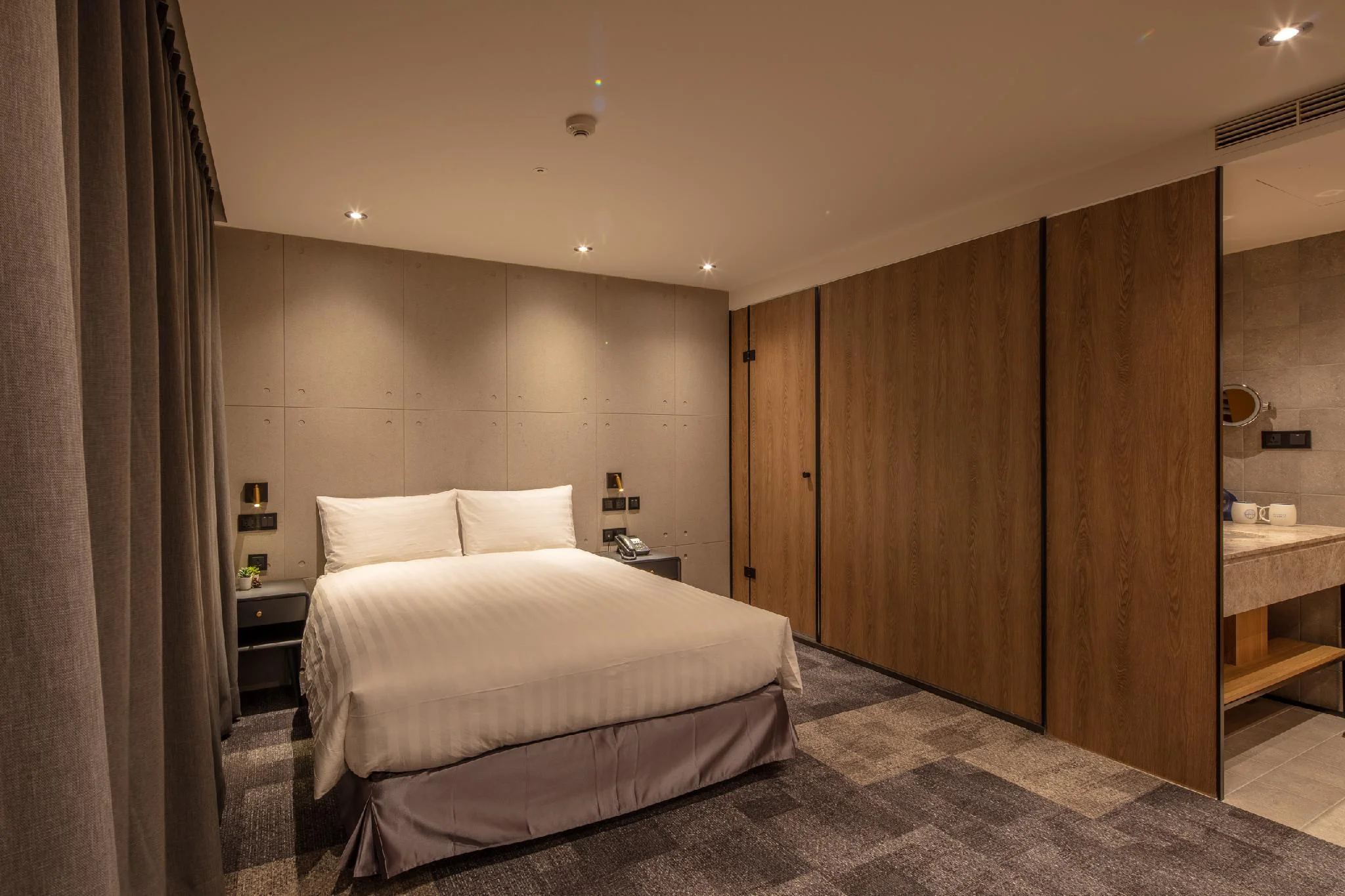 標準雙人房 - 無窗 (Standard Double Room without Window)