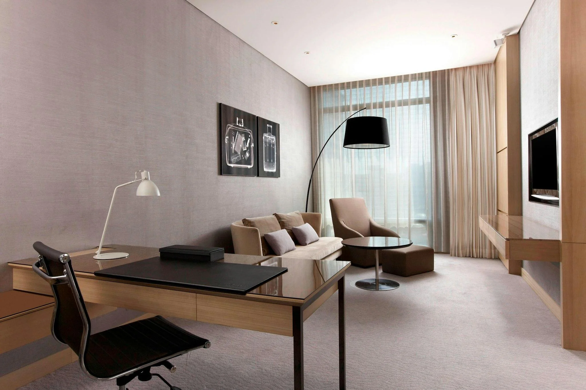 小型一臥室套房- 帶1張特大號床 (Junior Suite, 1 Bedroom Suite, 1 King)