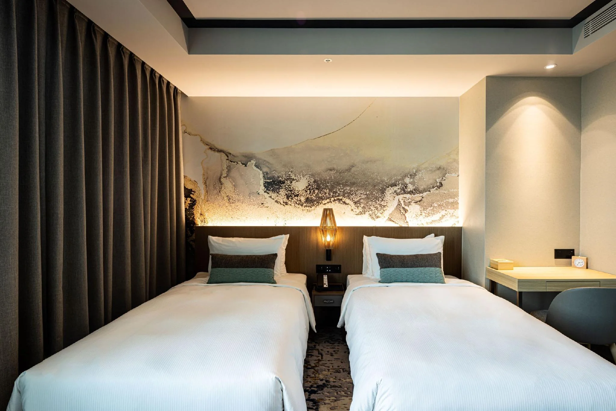 標準雙床房附淋浴設施 (Standard Twin Room with Shower)