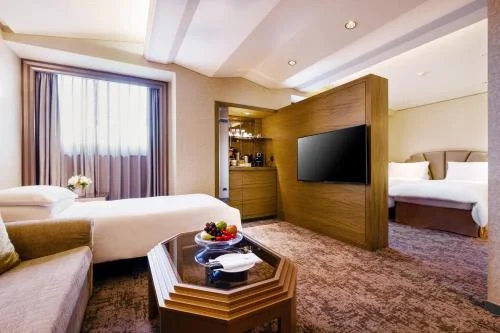 豪華客房 (Deluxe Luxury Room)