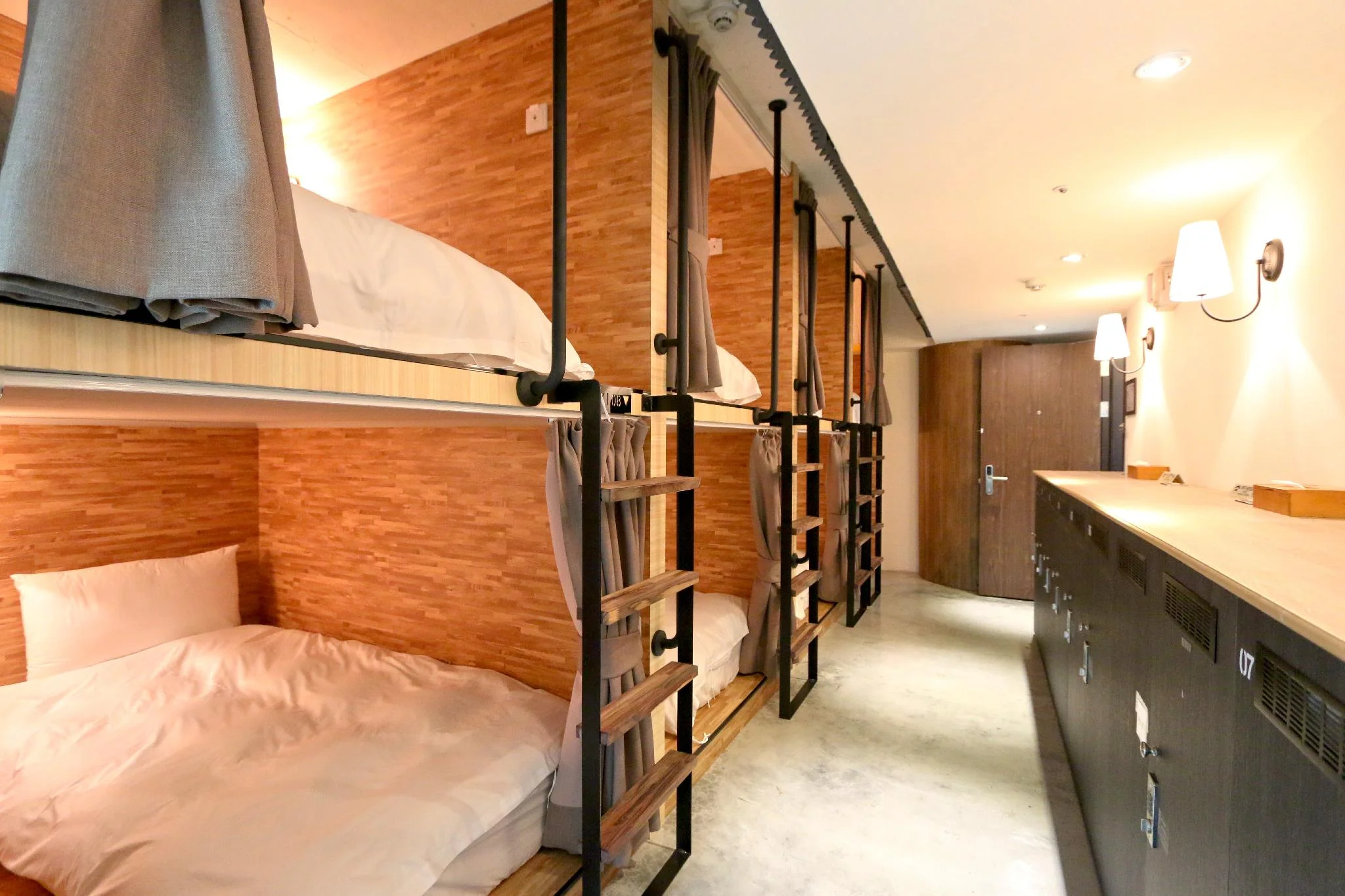 【限女性】宿舍房 (Dormitory Room - Female Only)