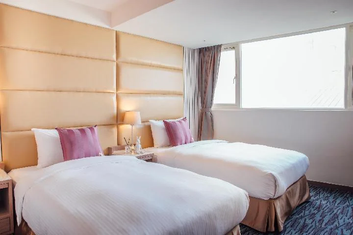 豪華房(兩床) - 有窗 (Deluxe Twin with Window)