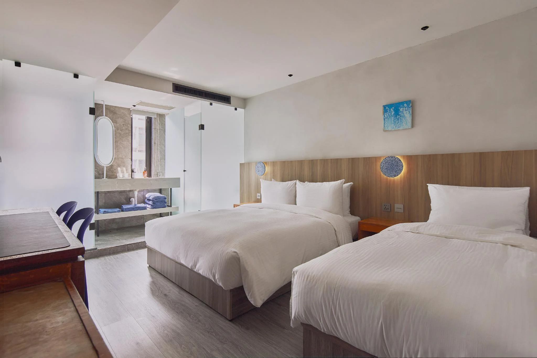 三人房 (Triple Room)