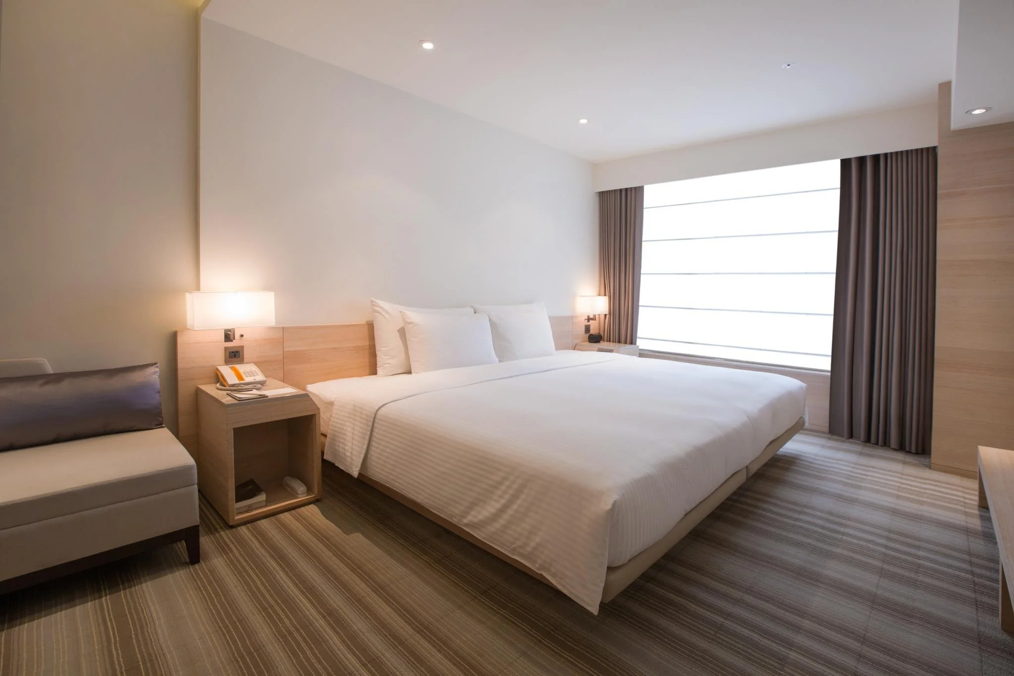 舒適大床房 (Comfort King Room)