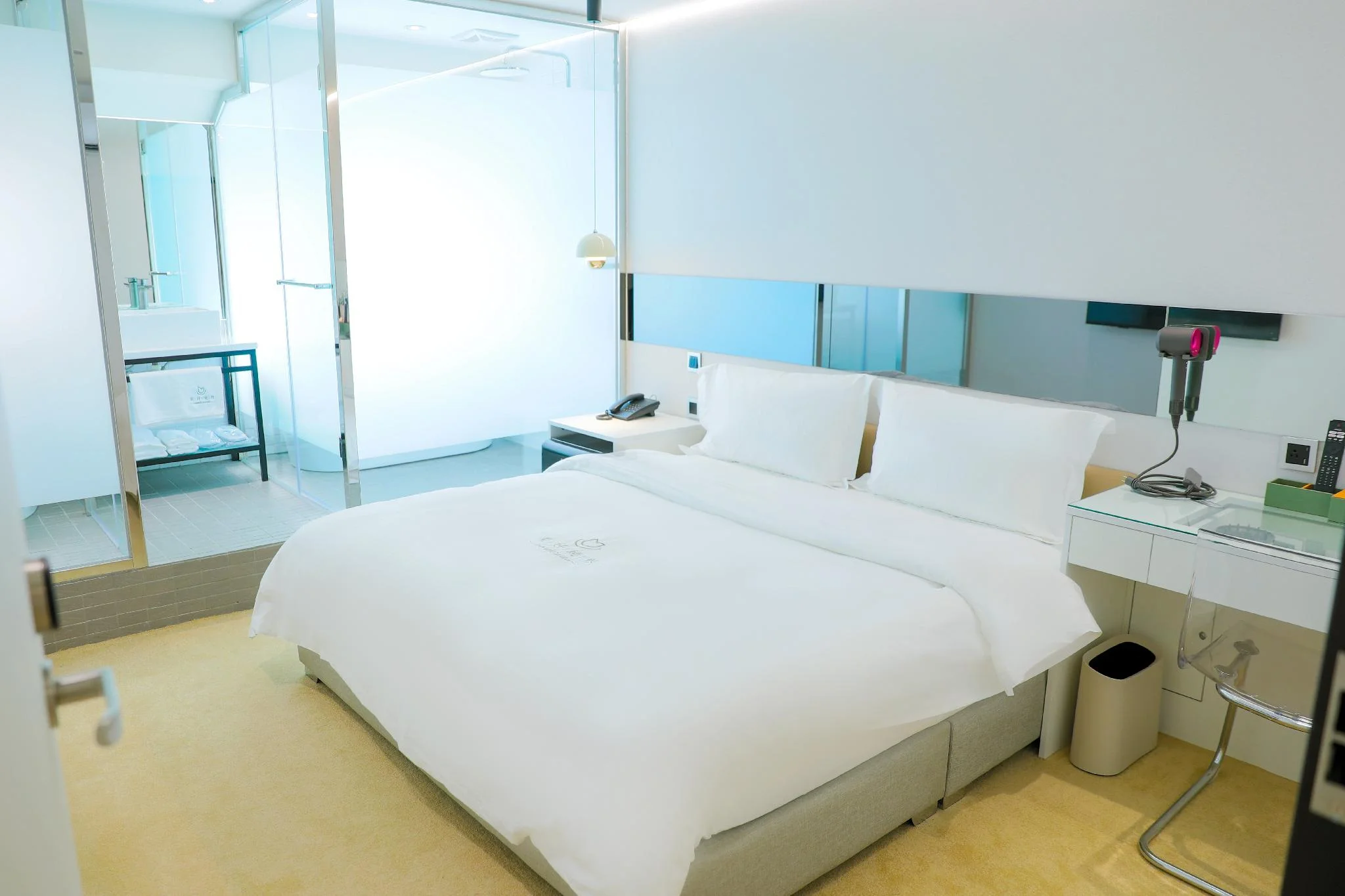 花築豪華房 (Huazhu - Deluxe Bed Room)