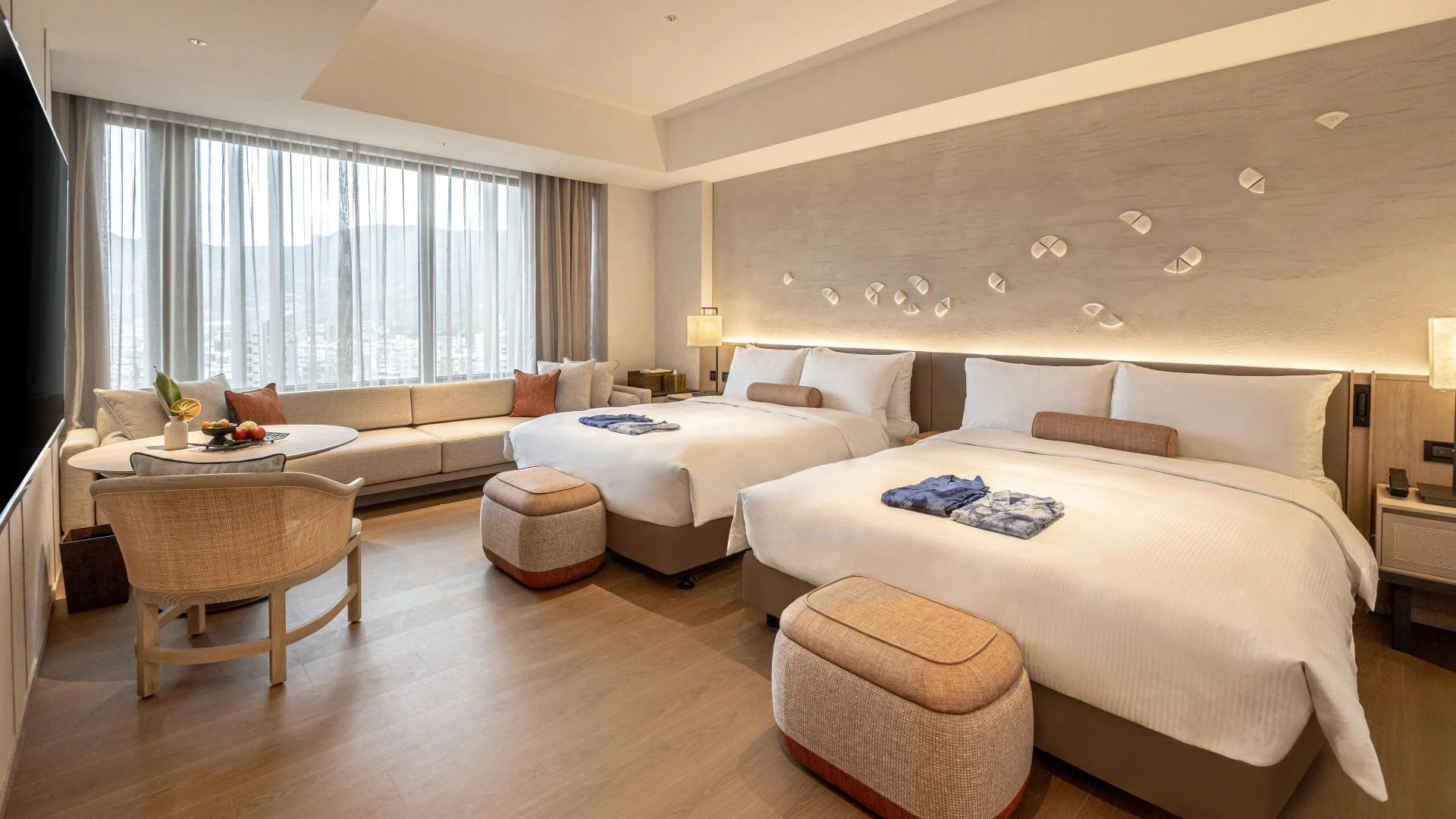 豪華家庭房 (Deluxe Family Room)