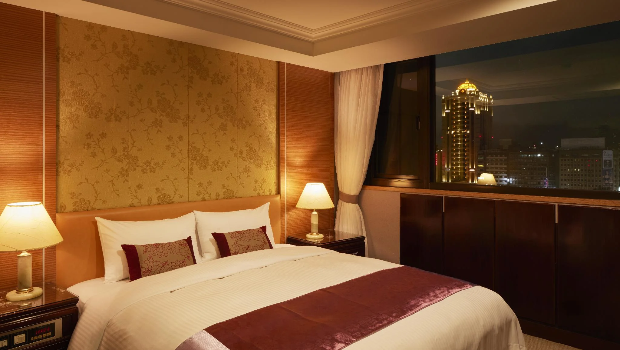 標準套房 (Standard Suite)