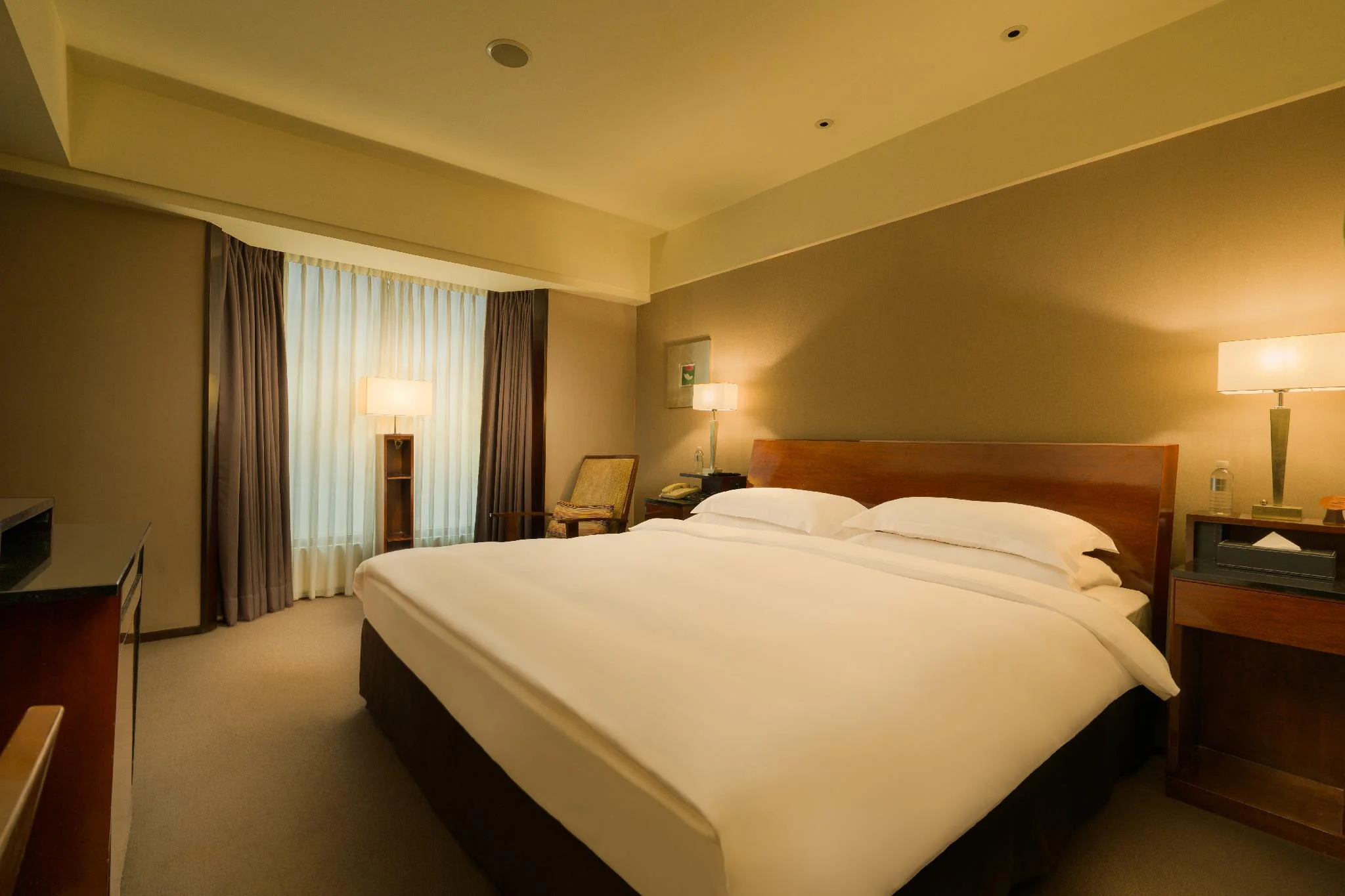 豪華套房 (Deluxe Suite)