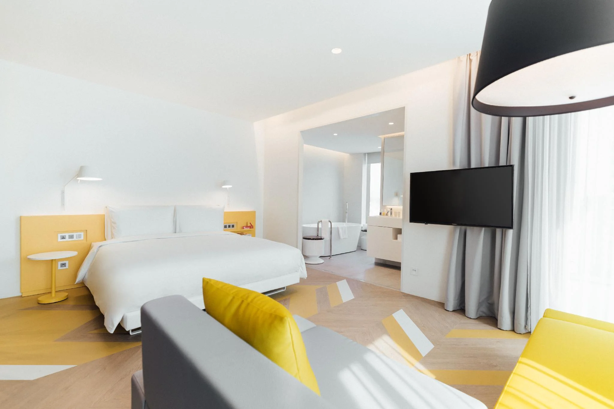 豪華房 (Deluxe Room)