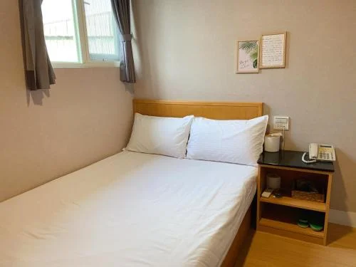 雙人房 (Double Room)