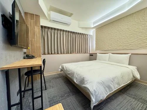 標準雙人房 (Standard Double Room)