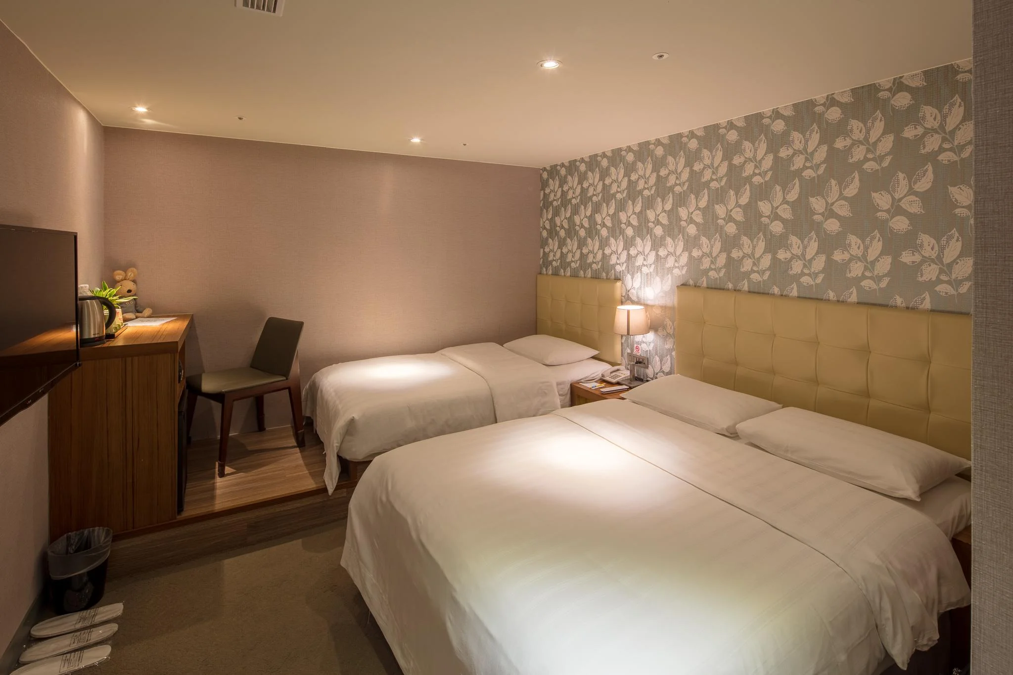 高級雙床間- 無窗 (Superior Twin No Window)