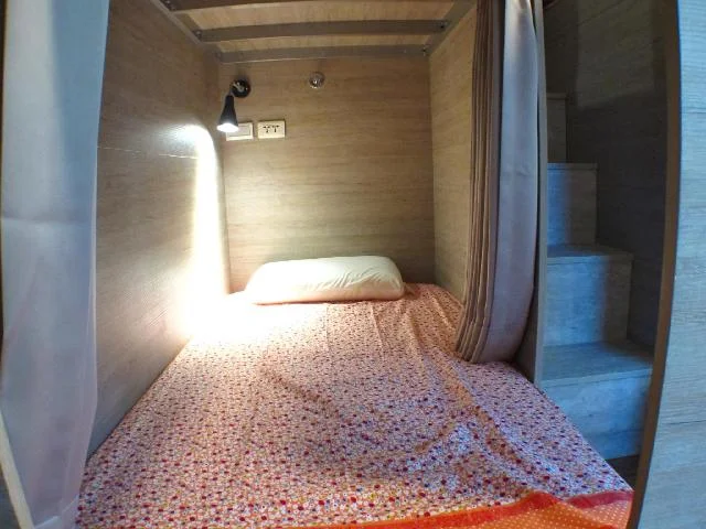 【限女性】宿舍房(單人床) (Female Only Dormitory Room with Single Bed)