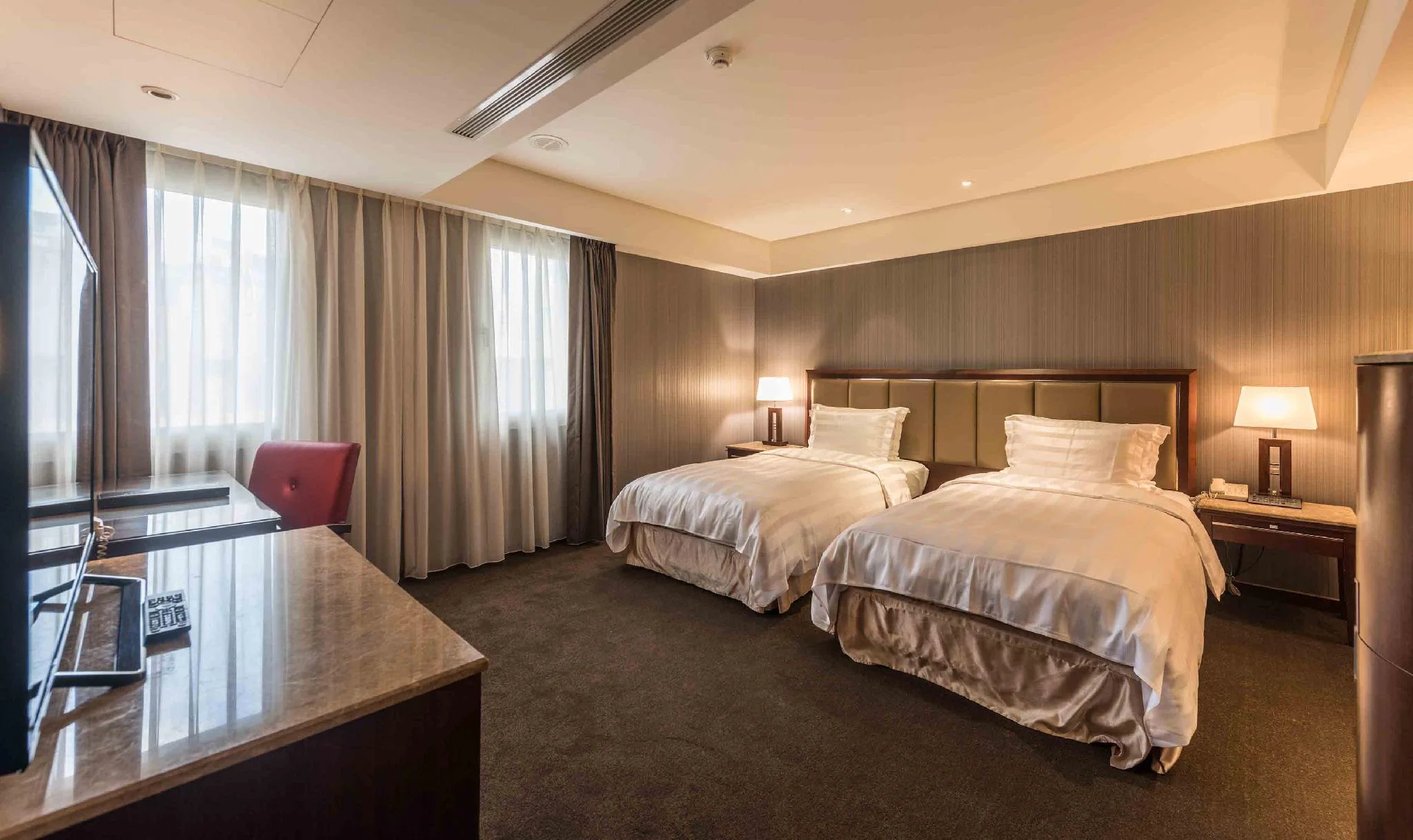 豪華雙床房 (Deluxe Twin)