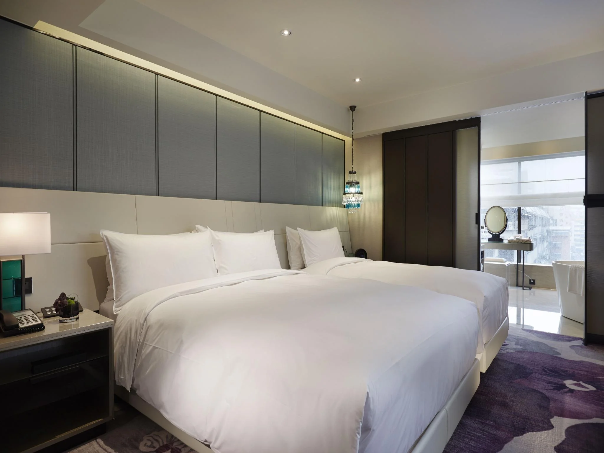 Fullerton幸福客房 (Fullerton Happiness Room)